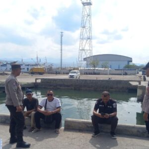 Patroli Cooling System Polsek Kawasan Pelabuhan Laut Bima, Ciptakan Pilkada Serentak 2024 yang Aman dan Damai