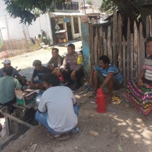 Pilkada Serentak 2024 Semakin Dekat, Bhabinkamtibmas Polsek Donggo Gencarkan Cooling System