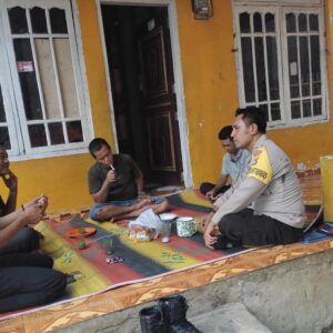 Cooling Sistem, Polsek Donggo Melalui Bhabinkamtibmas Serukan Pilkada Damai