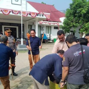 Wakapolres Bima Menghadiri Pemusnahan Surat Suara Pemilukada Yang Rusak