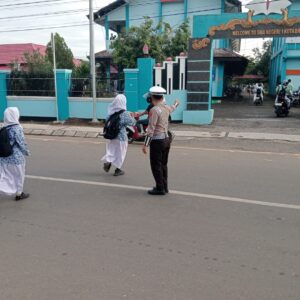 Sat Lantas Polres Bima Kota Gelar Rawan Pagi, Antisipasi Kemacetan dan Atur Lalu Lintas