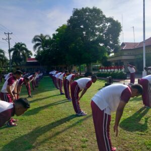 Olah Raga Pagi Bersama Wakapolres Bima:Ini Cara Kami Menjaga Kebugaran Tubuh