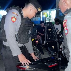 Cegah Aksi Premanisme dan Berandal Jalanan Gabungan Piket Fungsi Polres Bima, Gelar Patroli KRYD