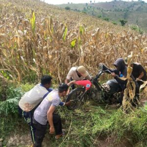 Polsek Sanggar Bantu Evakuasi Korban Lakalantas Tunggal 1 Orang Meninggal Dunia