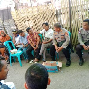 Polsek Rasanae Barat Gelar Jumat Curhat, Serap Keluhan Warga Sarae