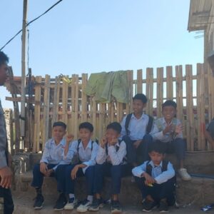 Bhabinkamtibmas Desa Tarlawi Polsek Wawo Polres Bima Kota Himbau Warga dan Pelajar Jaga Harkamtibmas