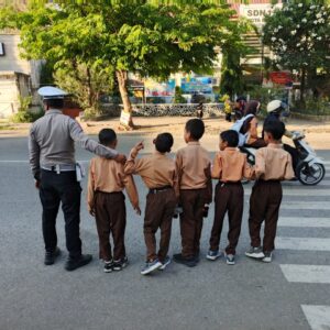 Satlantas Polres Bima Kota Laksanakan Rawan Pagi di Titik Rawan Kemacetan