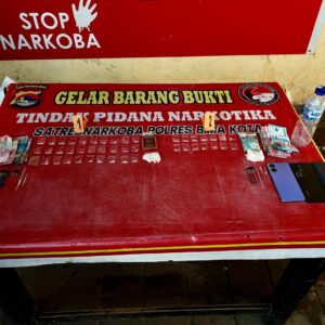 Nekat Jual Narkoba, Pasutri dan Seorang Pria Diciduk Tim Opsnal Sat Resnarkoba Polres Bima Kota