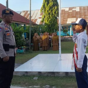 Kanit Binmas Polsek Asakota Laksanakan Penyuluhan Bahaya Narkoba di SMPN 7 Kota Bima