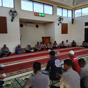 Polres Bima Kota Gelar Kegiatan Binrohtal Rutin, Tingkatkan Keimanan dan Mental Personel