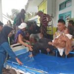 Bhabinkamtibmas Desa Tarlawi Bantu Korban Laka Tunggal di Jalan Lintas Kombo–Tarlawi